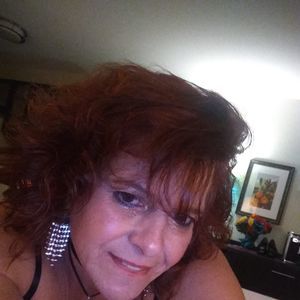 Meet your Posher, Carla